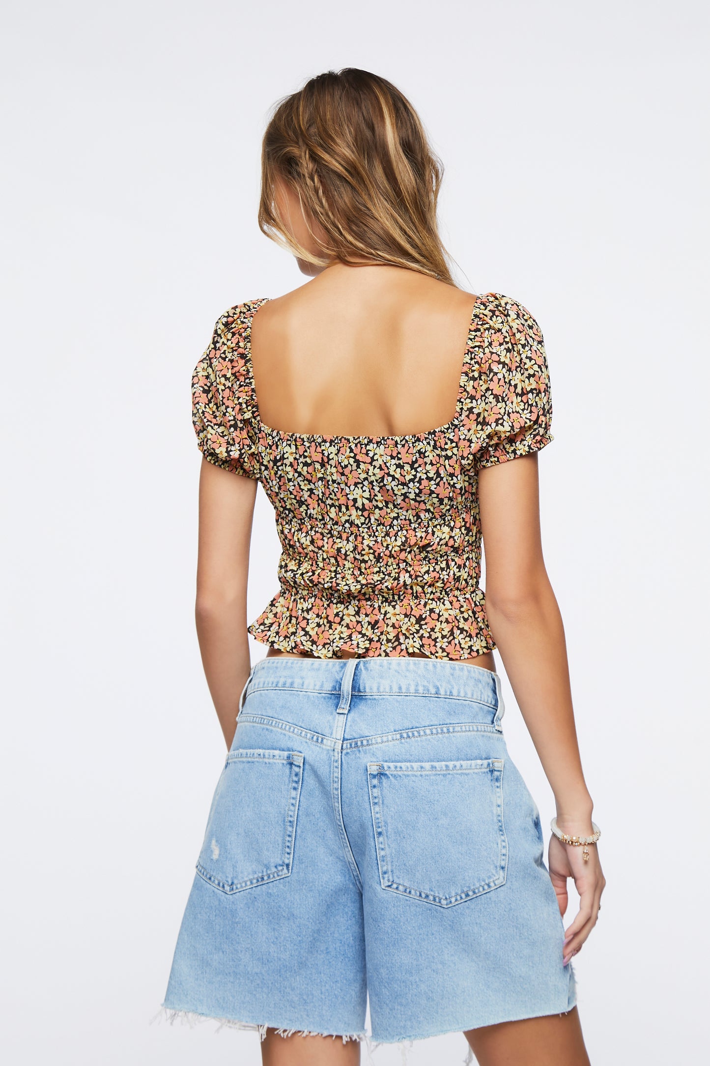 CROP TOP CON ESTAMPADO FLORAL