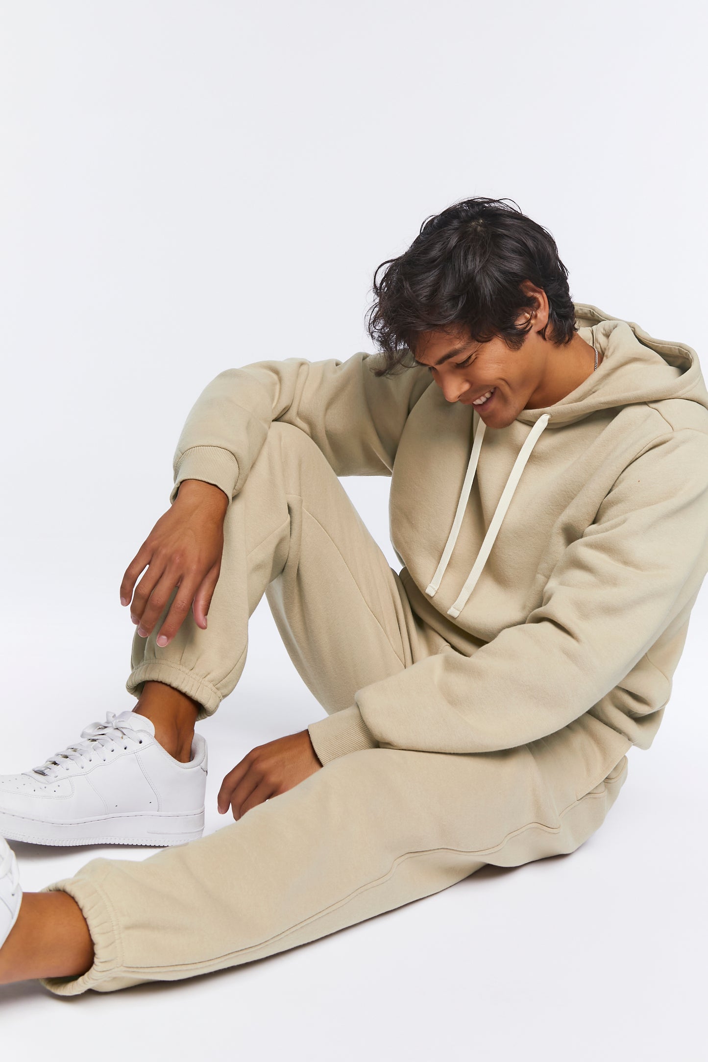 HODDIE BASICO CON CAPUCHA