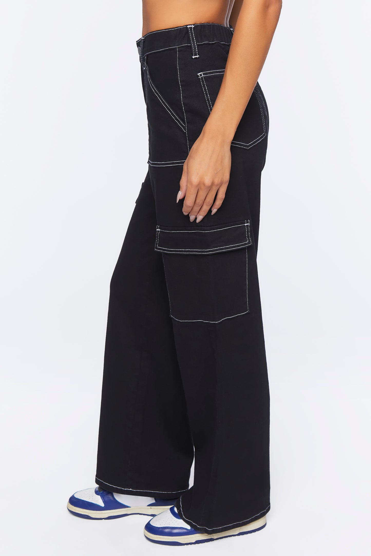 PANTALON CARGO DE CORTE RECTO