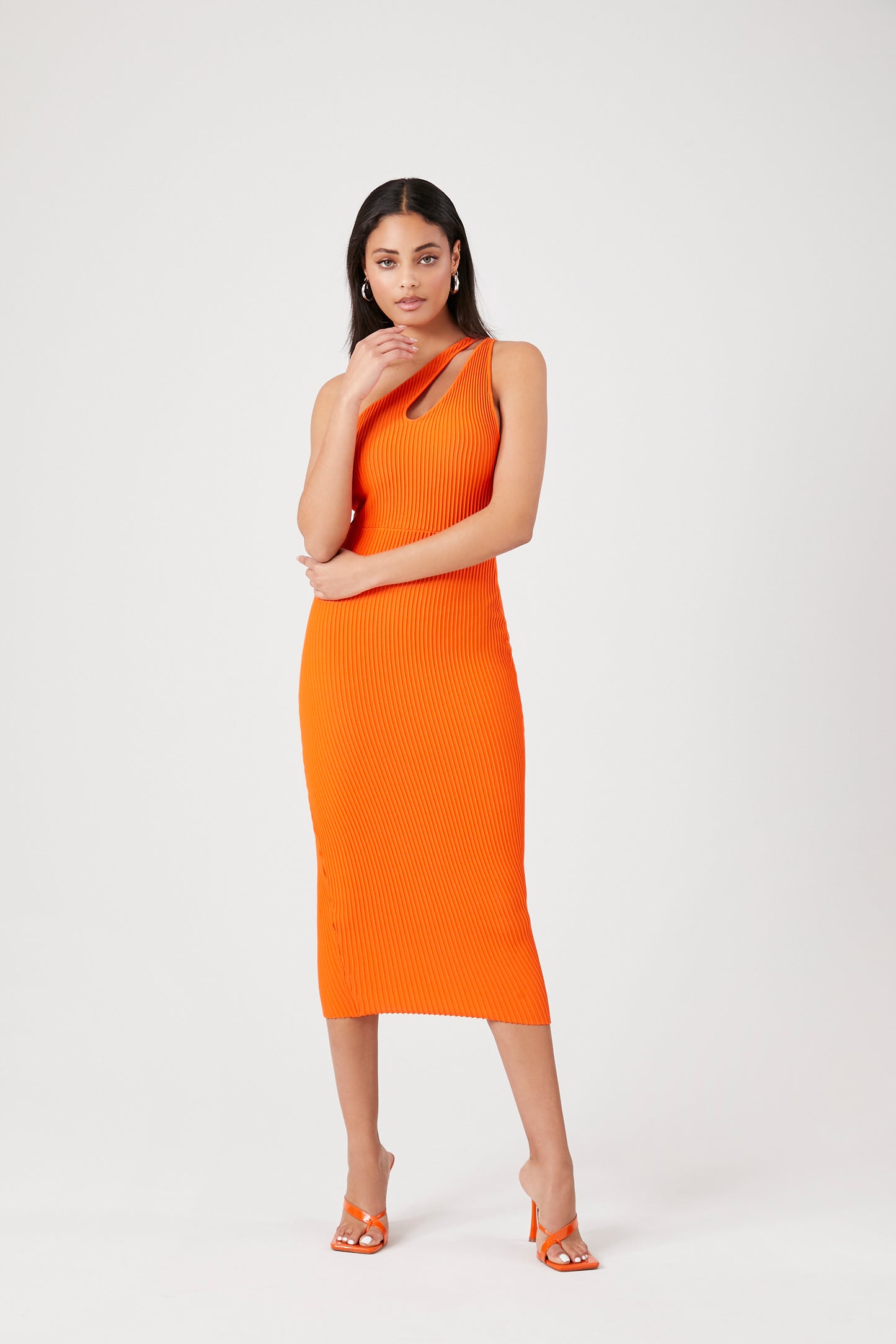 VESTIDO MIDI DE TIRO ASIMÉTRICO