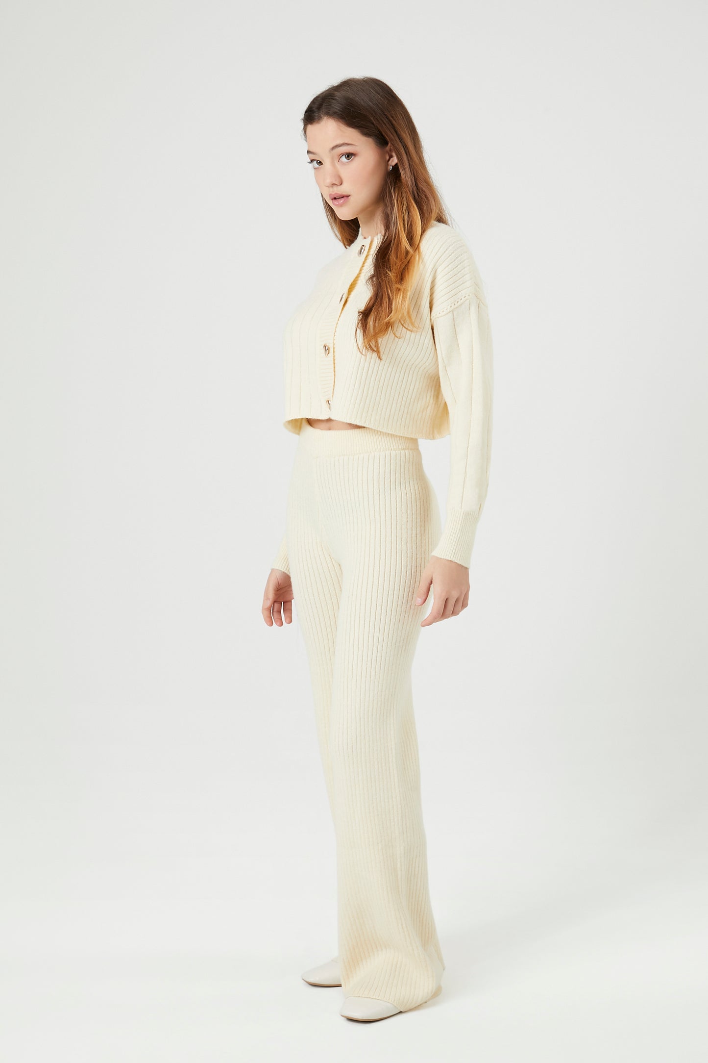 SET DE SWEATER Y PANTALON TEJIDOS