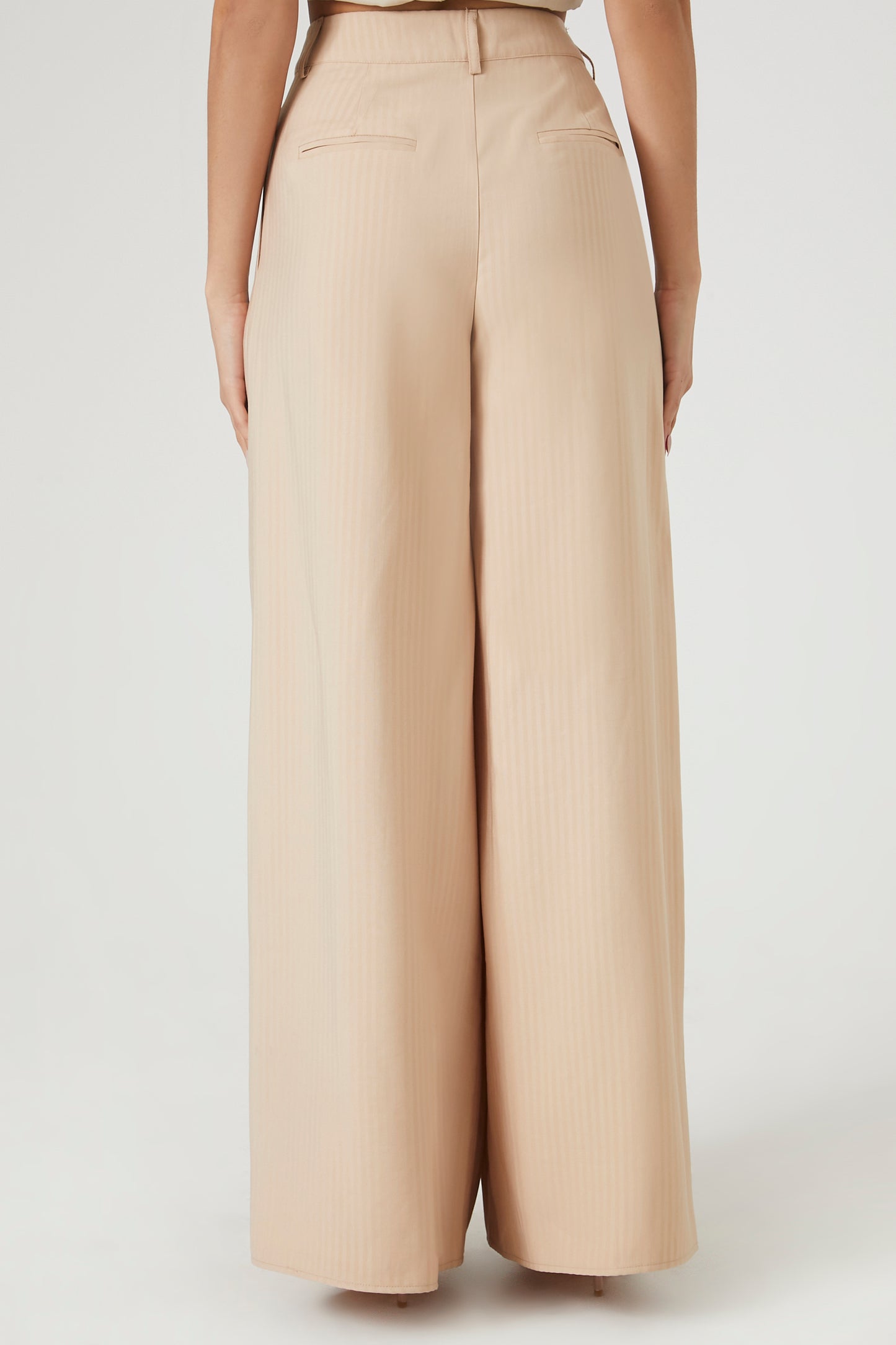 PANTALONA WIDE-LEG CON PINZAS
