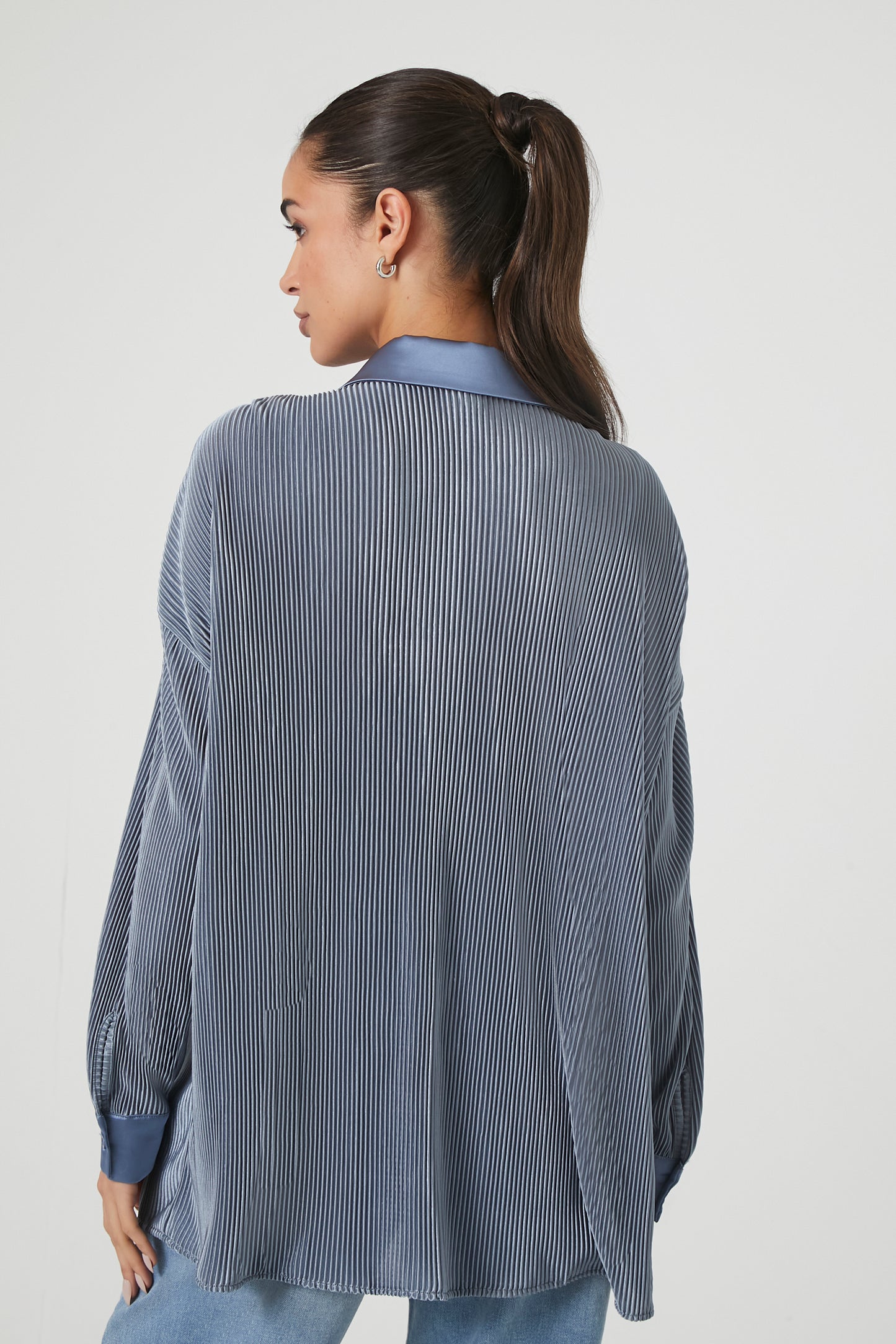 CAMISA DE SATIN ACANALADA CON TOP