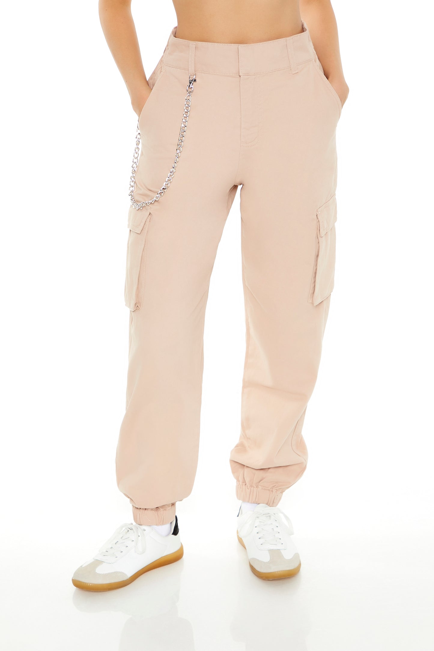 PANTALON JOGGER CON CADENA