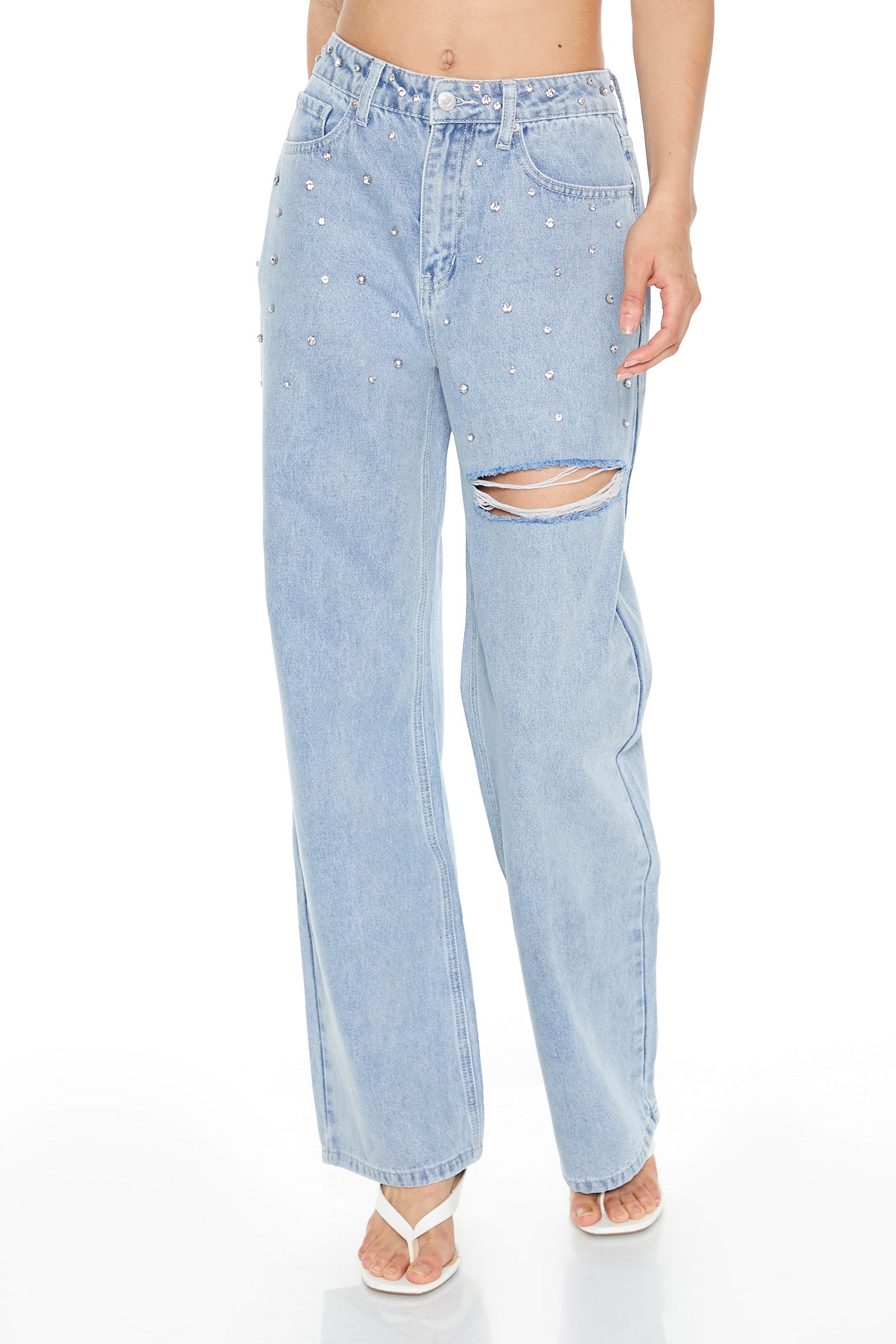 PANTALON DENIM CON BRILLOS Y RASGADO