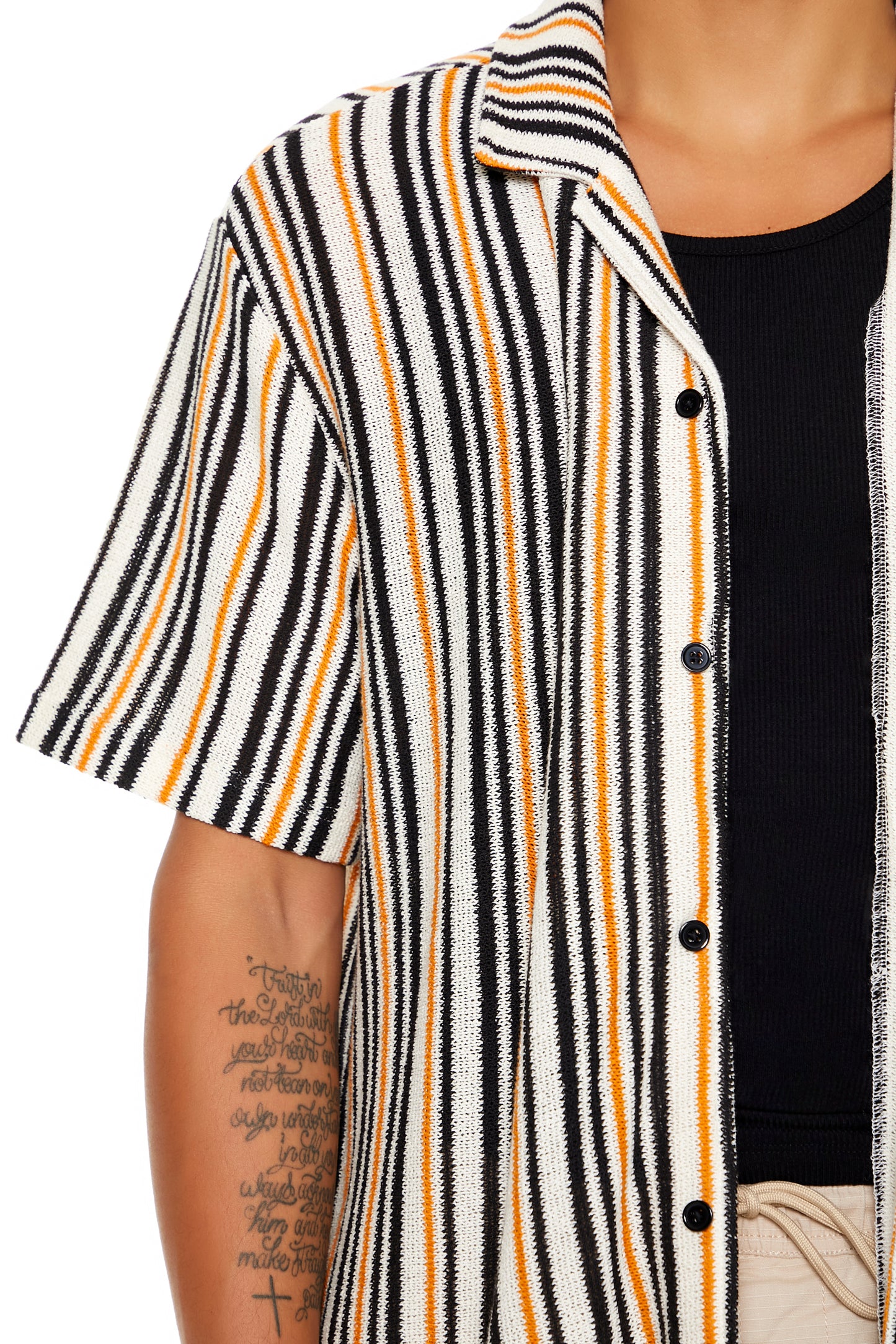 CAMISA CON LINEAS