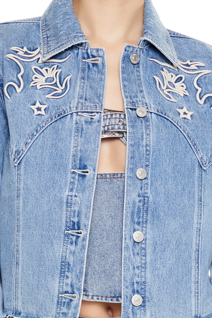 CHAQUETA DENIM CON DETALLE DE BORDADO
