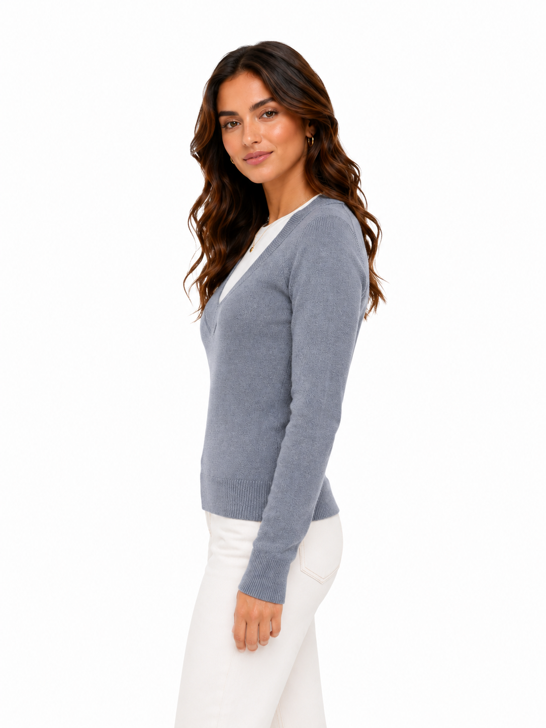 SWEATER TEJIDO CUELLO V CON SIMULACIÓN DE CAMISETA INTERNA