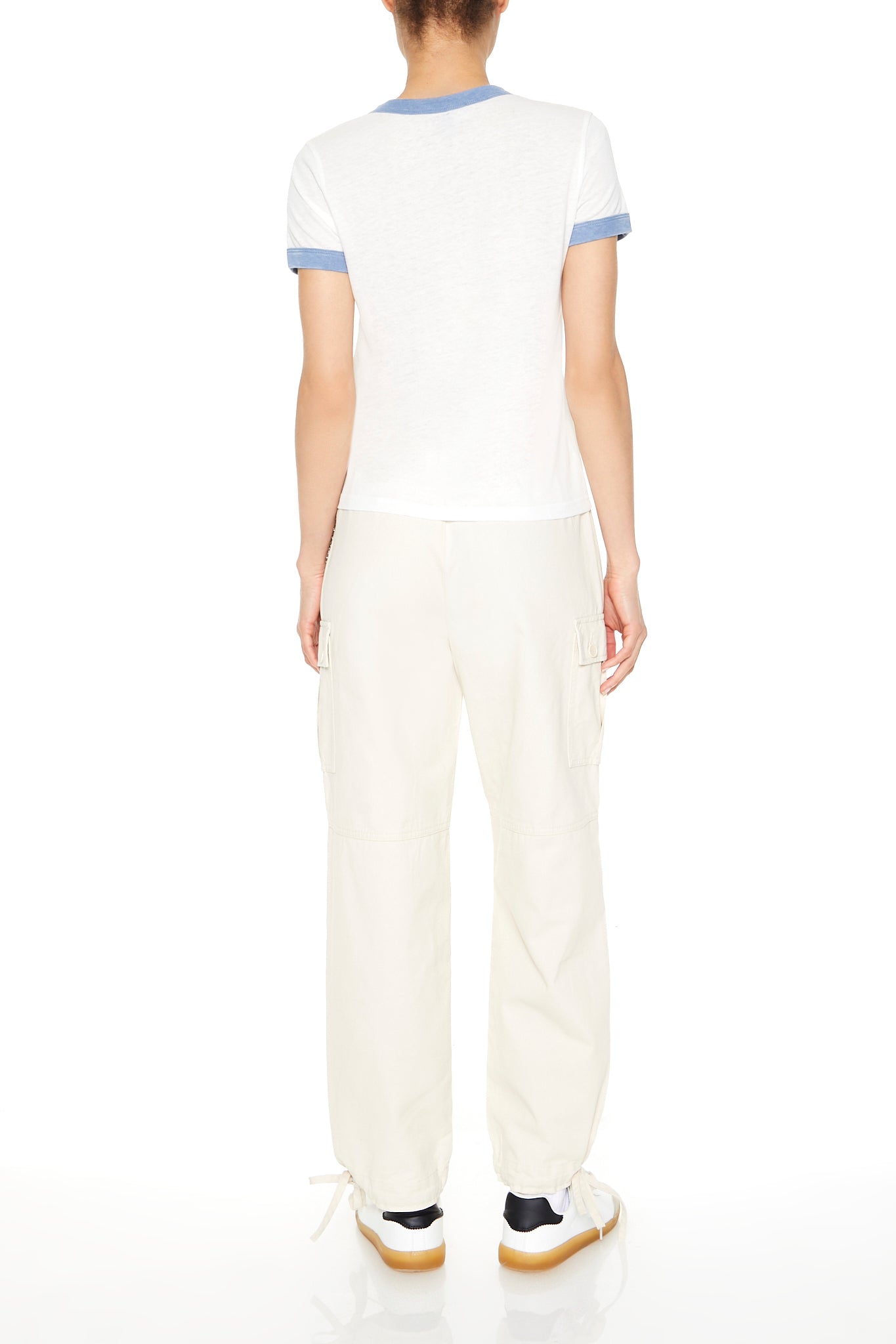 PANTALON CARGO CON DETALLE DE CADENA