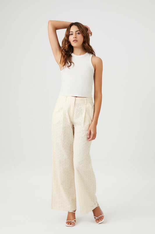 PANTALON DE CORTE RECTO CON BORDADO SUIZO