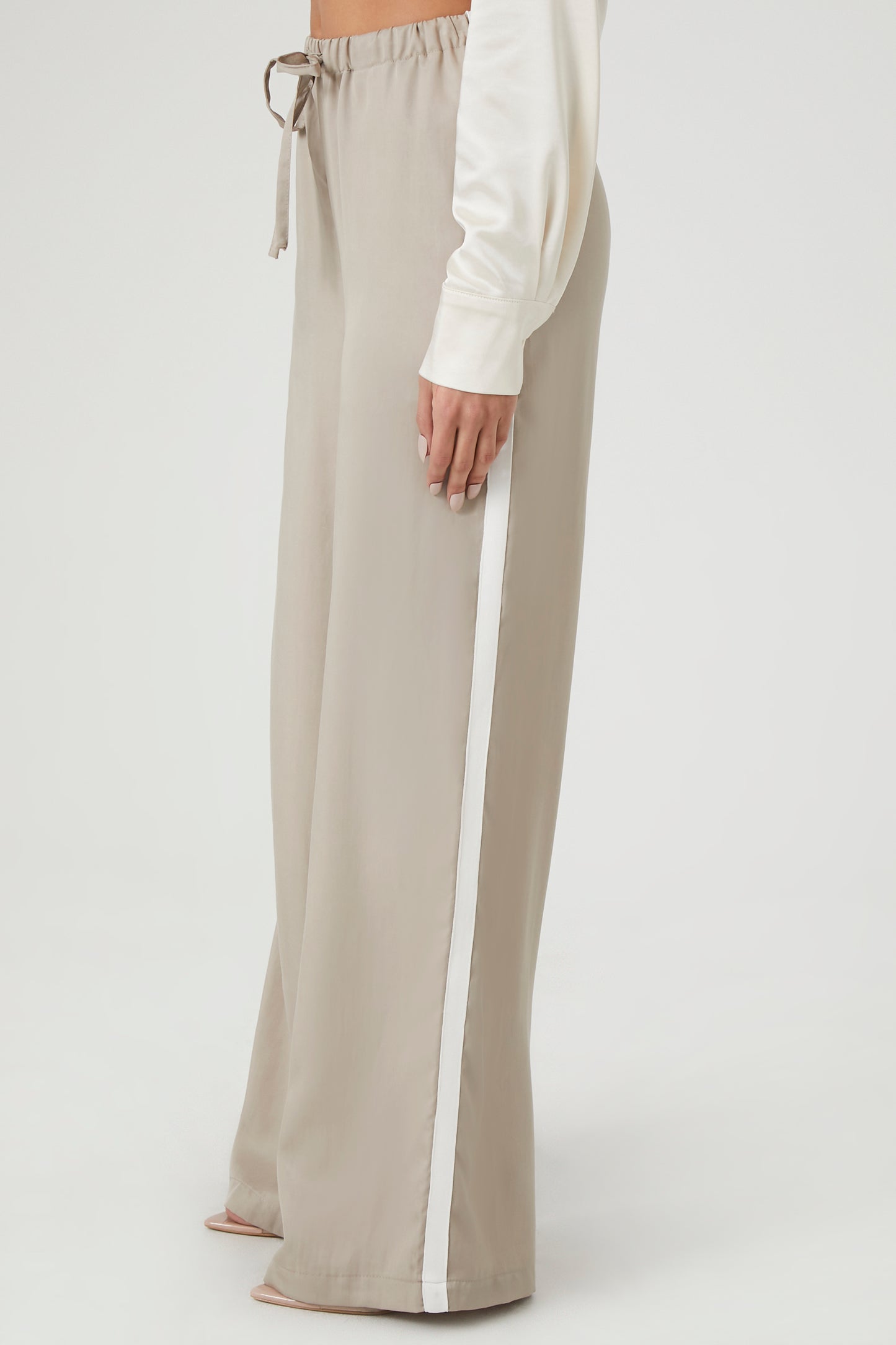 PANTALON WID-LEG CON FRANJA LATERAL