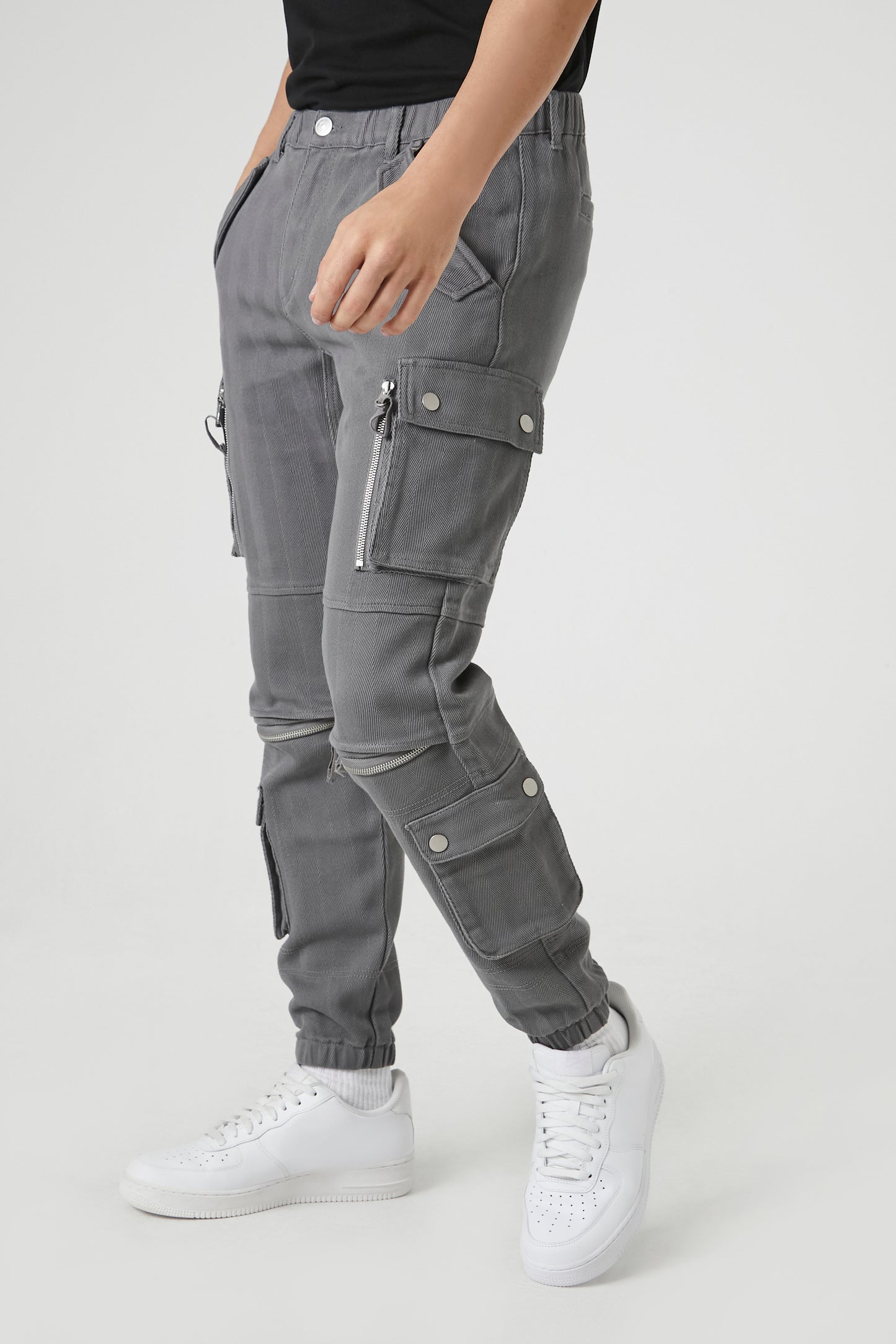 PANTALON CARGO CON ELÁSTICO EN LA CINTURA