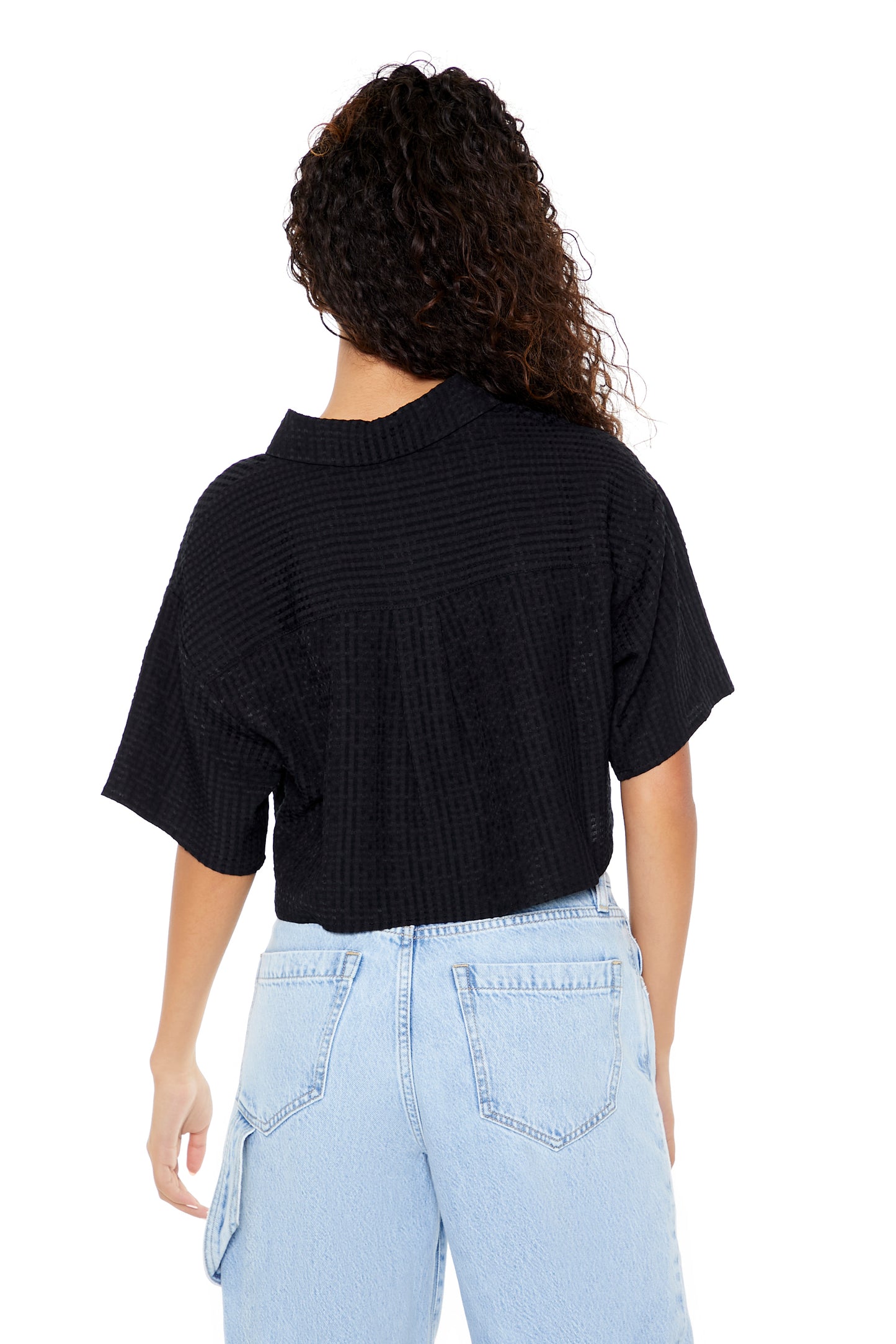 CAMISA CROPPED TEXTURIZADA