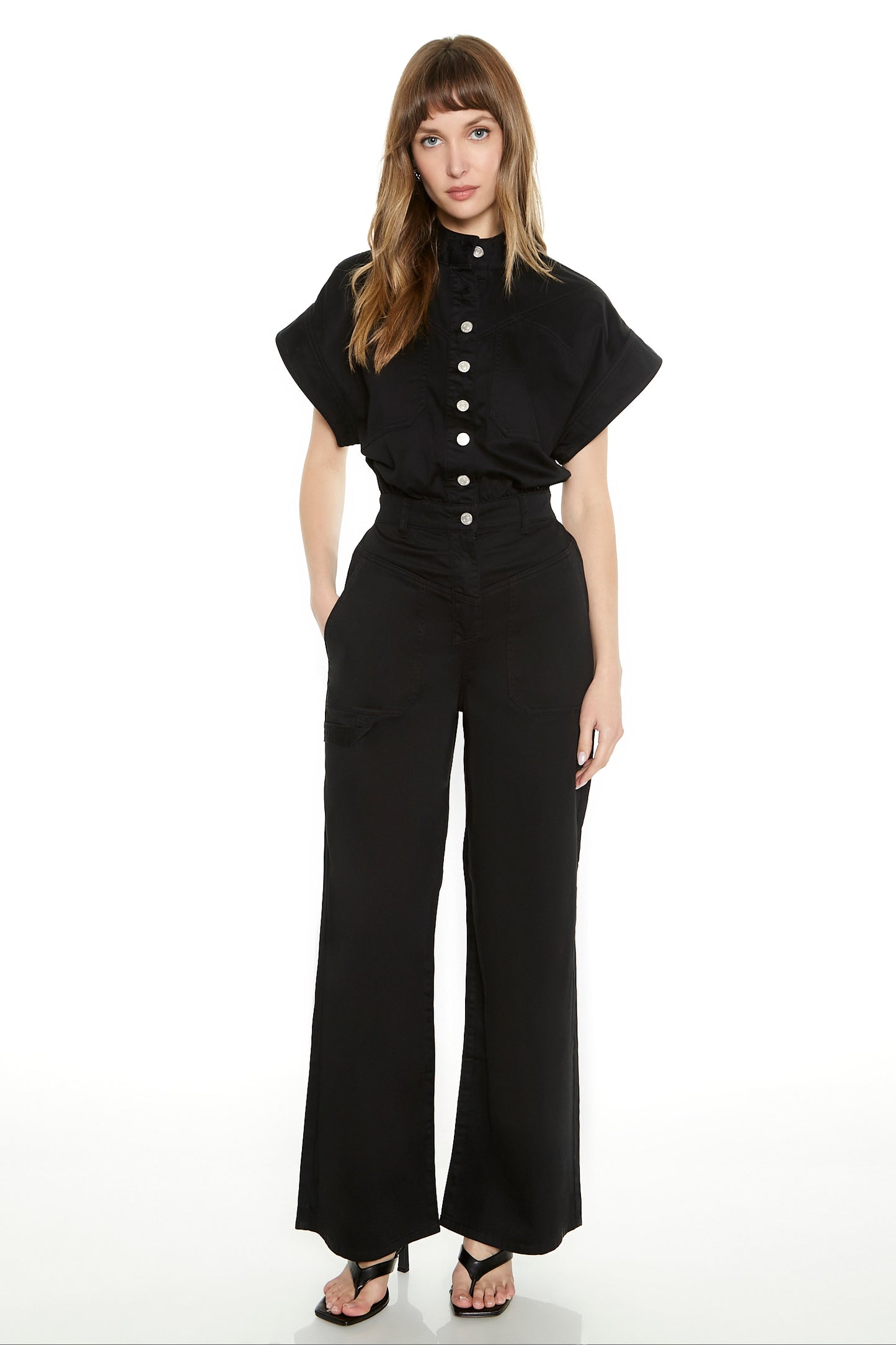 JUMPSUIT CUELLO CADETE Y DETALLE DE BOTONES