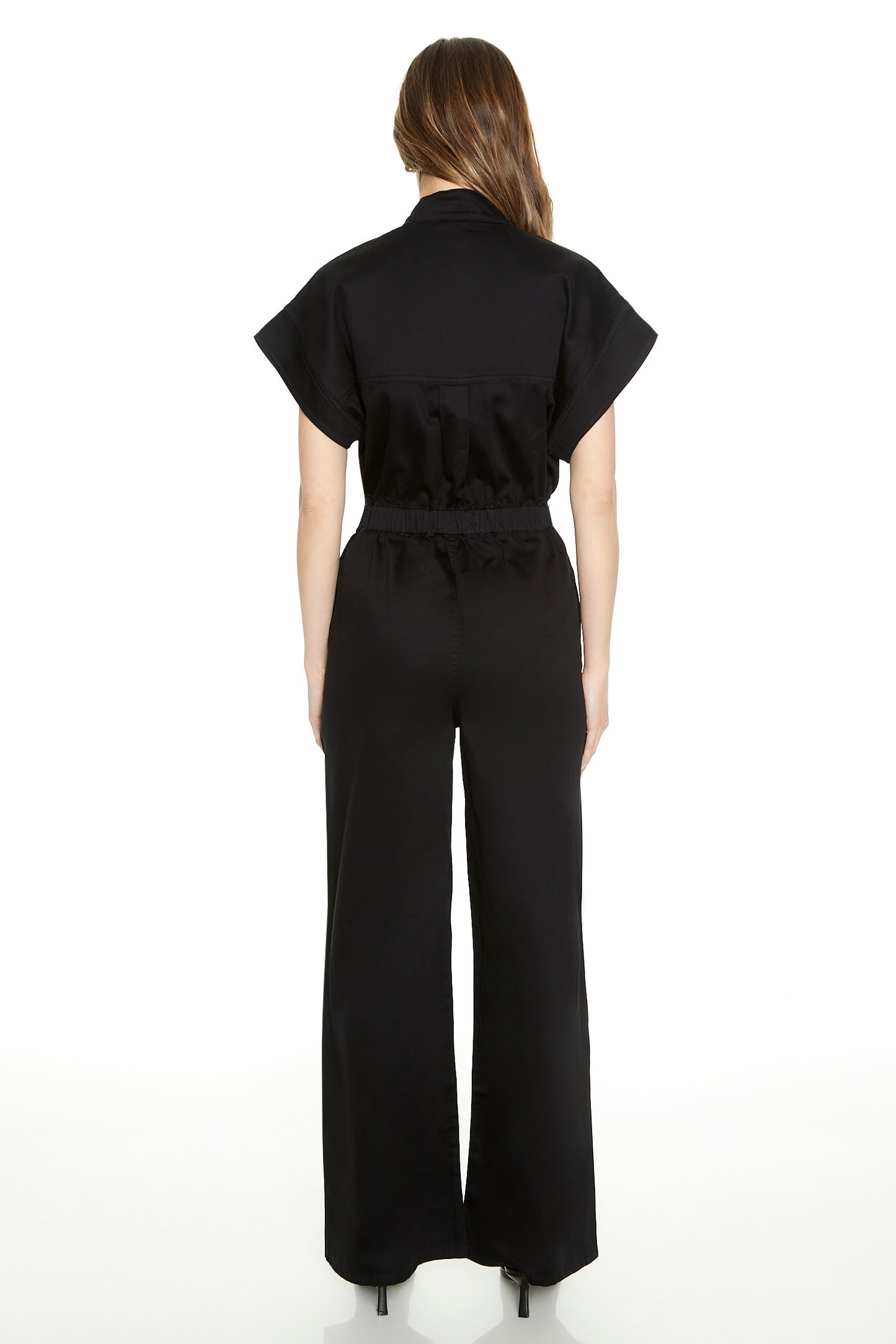 JUMPSUIT CUELLO CADETE Y DETALLE DE BOTONES