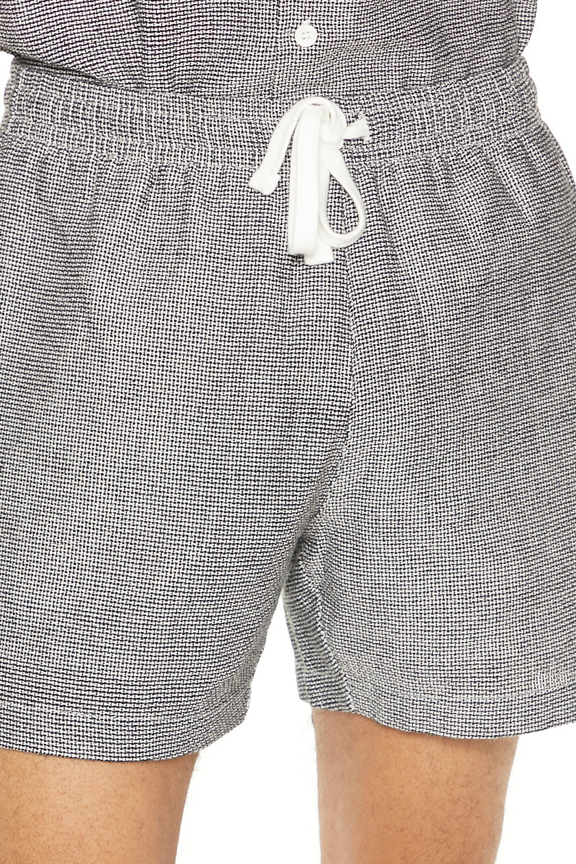 SHORT TEXTURIZADO CON ELASTICO EN LA CINTURA