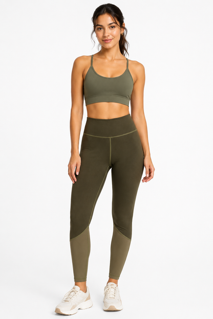 CALZA DEPORTIVA CON DETALLE DE TRANSPARENCIA