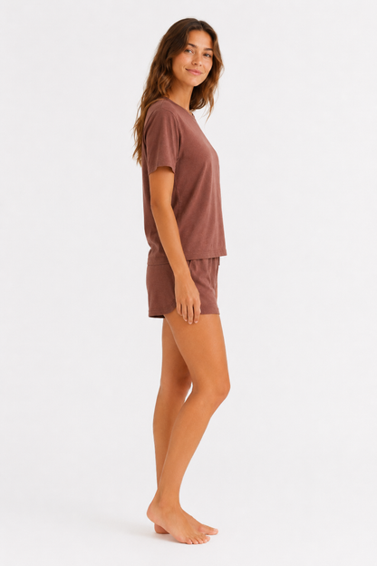 SET DE PIJAMA DE POLERA OVERSIZED CON SHORT DE ALGODÓN LICRADO