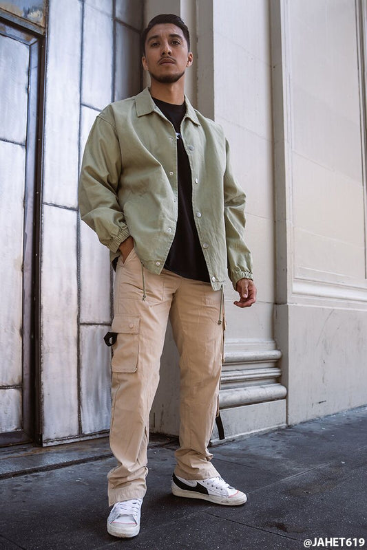 PANTALON CARGO DE CORTE RECTO