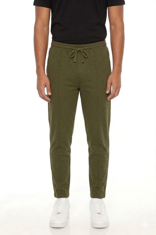 PANTALON SPORT DE CORTE RECTO CON ELÁSTICO EN LA CINTURA