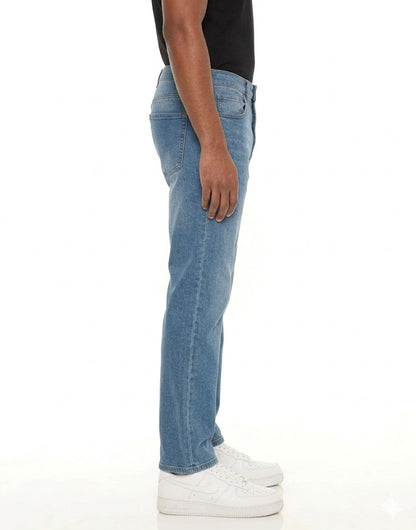 PANTALON DENIM CLÁSICO DE CORTE RETO