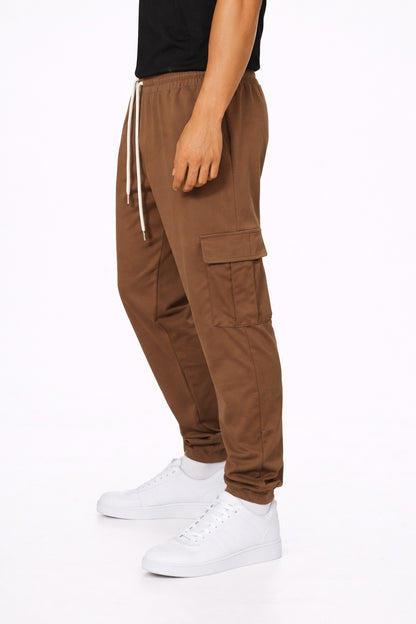 PANTALON JOGGER CON BOLSILLO CARGO
