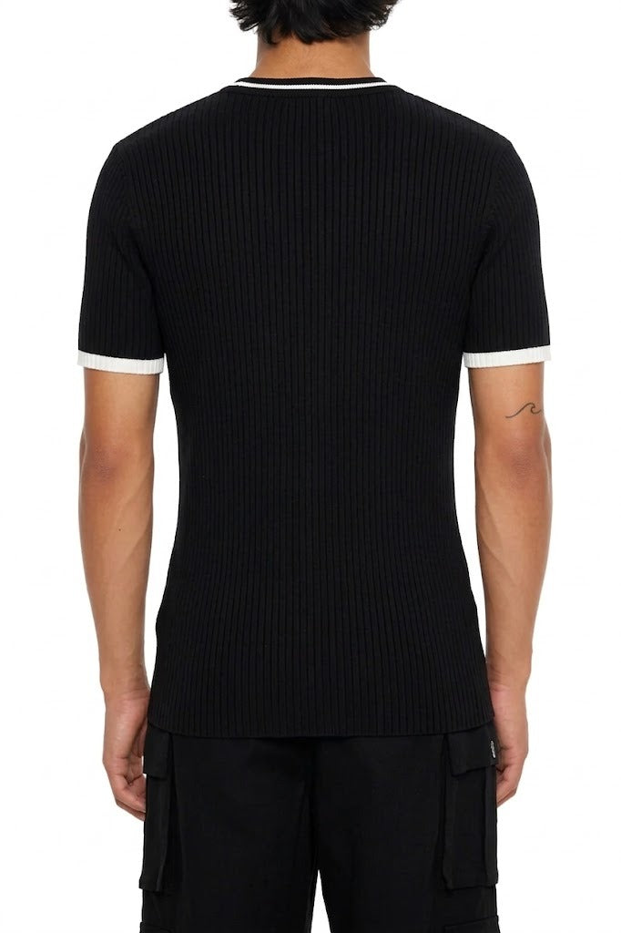 POLERA ESPANDEX CON TEXTURA ACANALADA