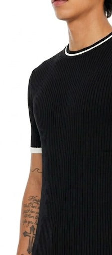 POLERA ESPANDEX CON TEXTURA ACANALADA